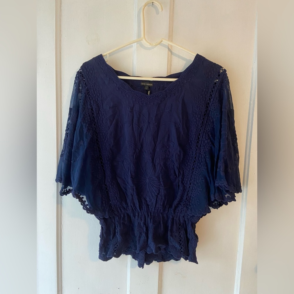 Women’s Lacey shirt